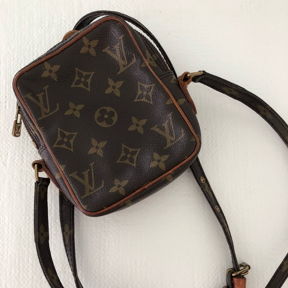 Vintage Louis Vuitton Crossbody “Camera Bag”  90s - Picture 4 of 4